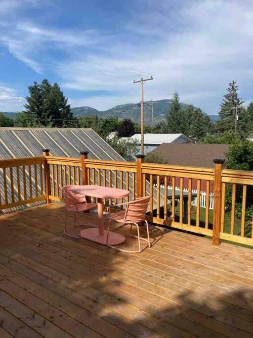 Victorian Guest Getaway-20Mins To Glacier National Park-10Mins To Airport! コロンビア・フォールズ エクステリア 写真