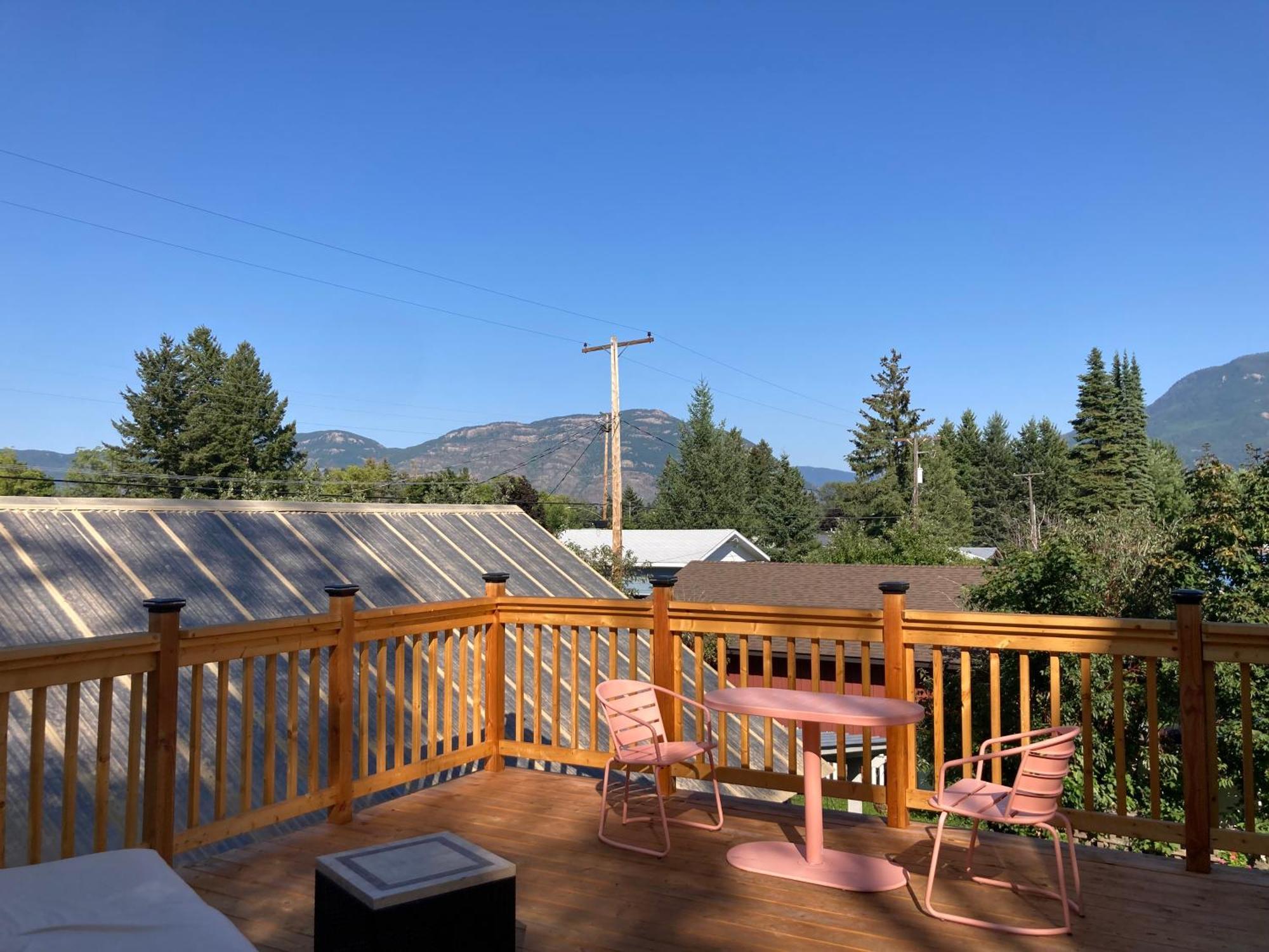 Victorian Guest Getaway-20Mins To Glacier National Park-10Mins To Airport! コロンビア・フォールズ エクステリア 写真
